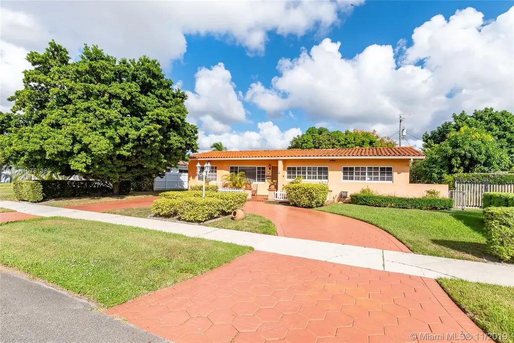 6305 NW 111th Terrace Hialeah FL 33012