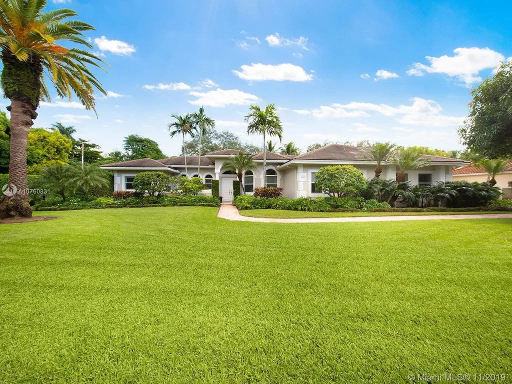 9405 SW 68th Court Pinecrest FL 33156