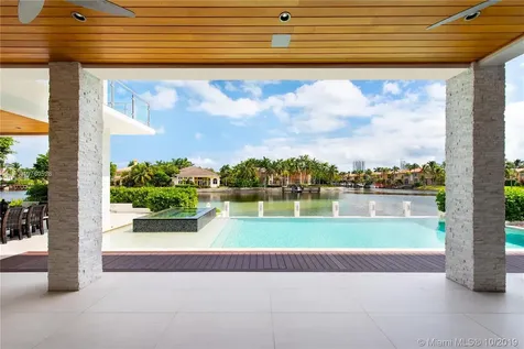 1215 Diplomat Parkway Hollywood FL 33019