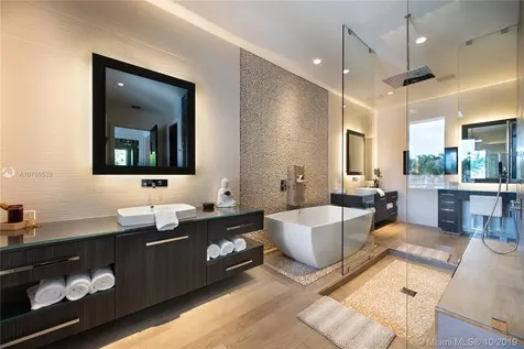 1215 Diplomat Parkway Hollywood FL 33019