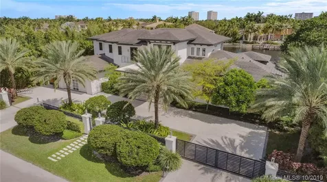 1215 Diplomat Parkway Hollywood FL 33019
