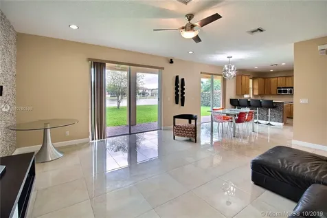 3918 W Hibiscus Street Weston FL 33332
