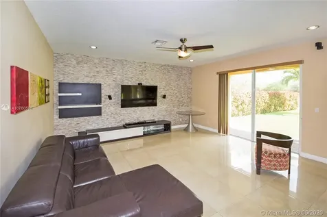 3918 W Hibiscus Street Weston FL 33332