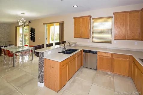 3918 W Hibiscus Street Weston FL 33332