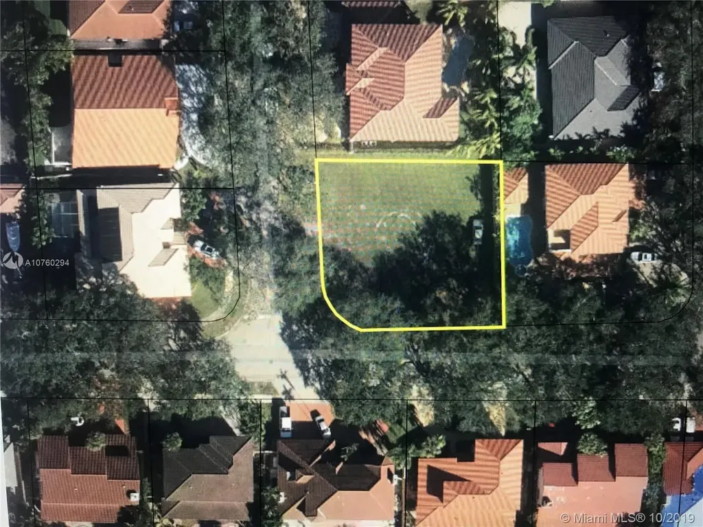 16721 NW 81st Avenue Miami Lakes FL 33016
