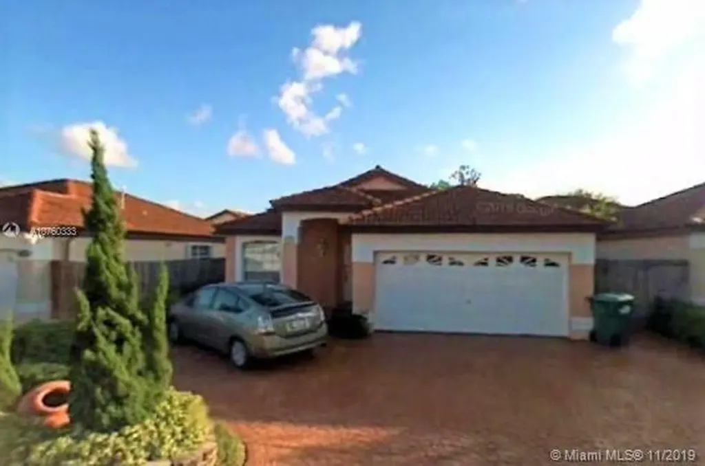 8324 NW 197th Street Hialeah FL 33015