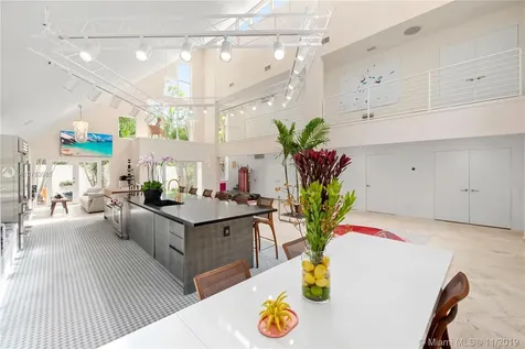 4208 Braganza Avenue Miami FL 33133