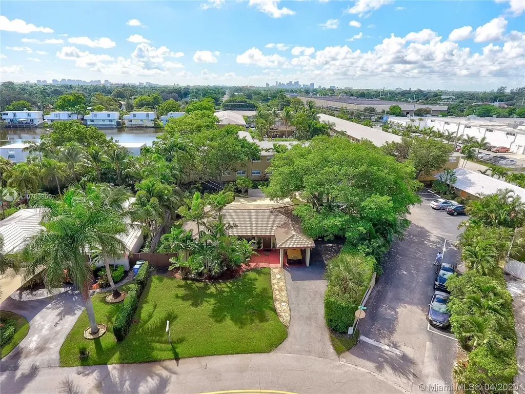 1300 NE 41st Street Oakland Park FL 33334