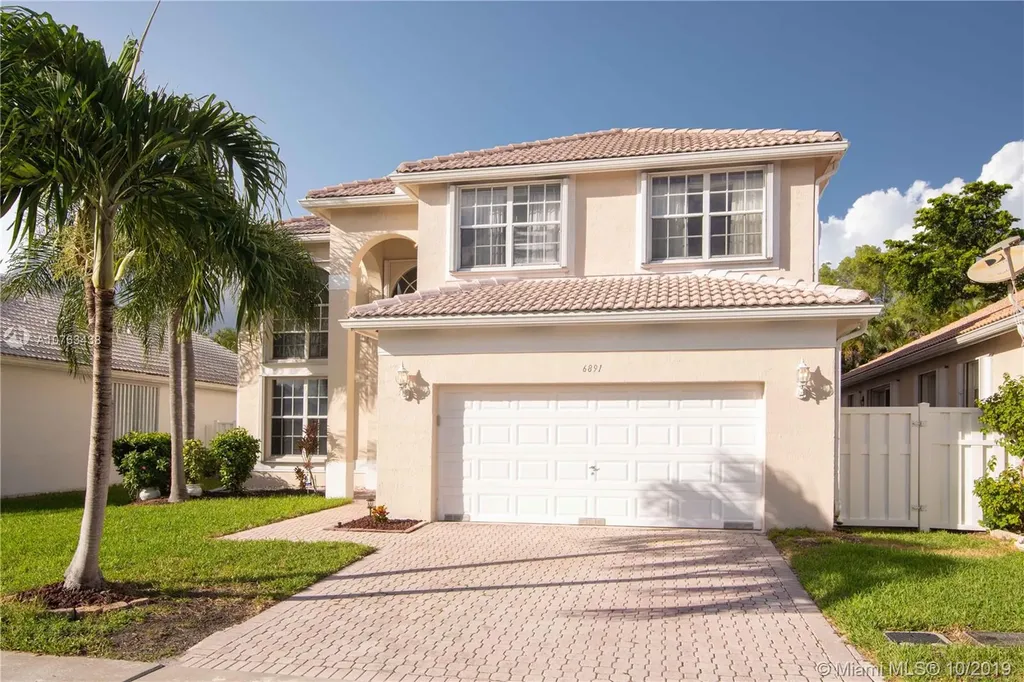 6891 NW 34th Street Margate FL 33063