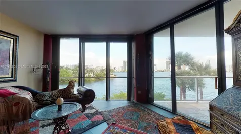 4000 Island Boulevard Aventura FL 33160