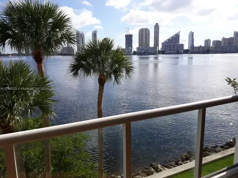 4000 Island Boulevard Aventura FL 33160