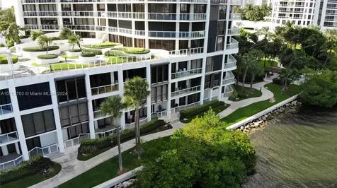 4000 Island Boulevard Aventura FL 33160