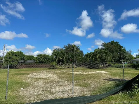 7555 SW 134th Street Pinecrest FL 33156