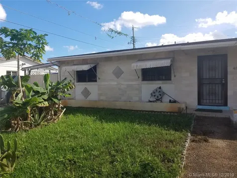4912 NW 179th Terrace Miami Gardens FL 33055