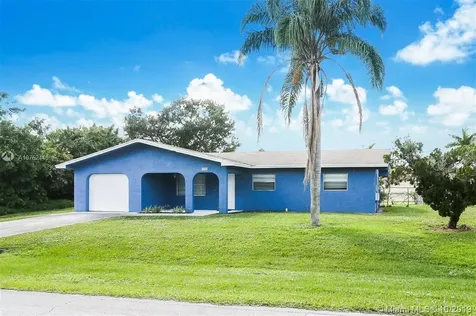 1038 SE Lansdowne Avenue Port St. Lucie FL 34983