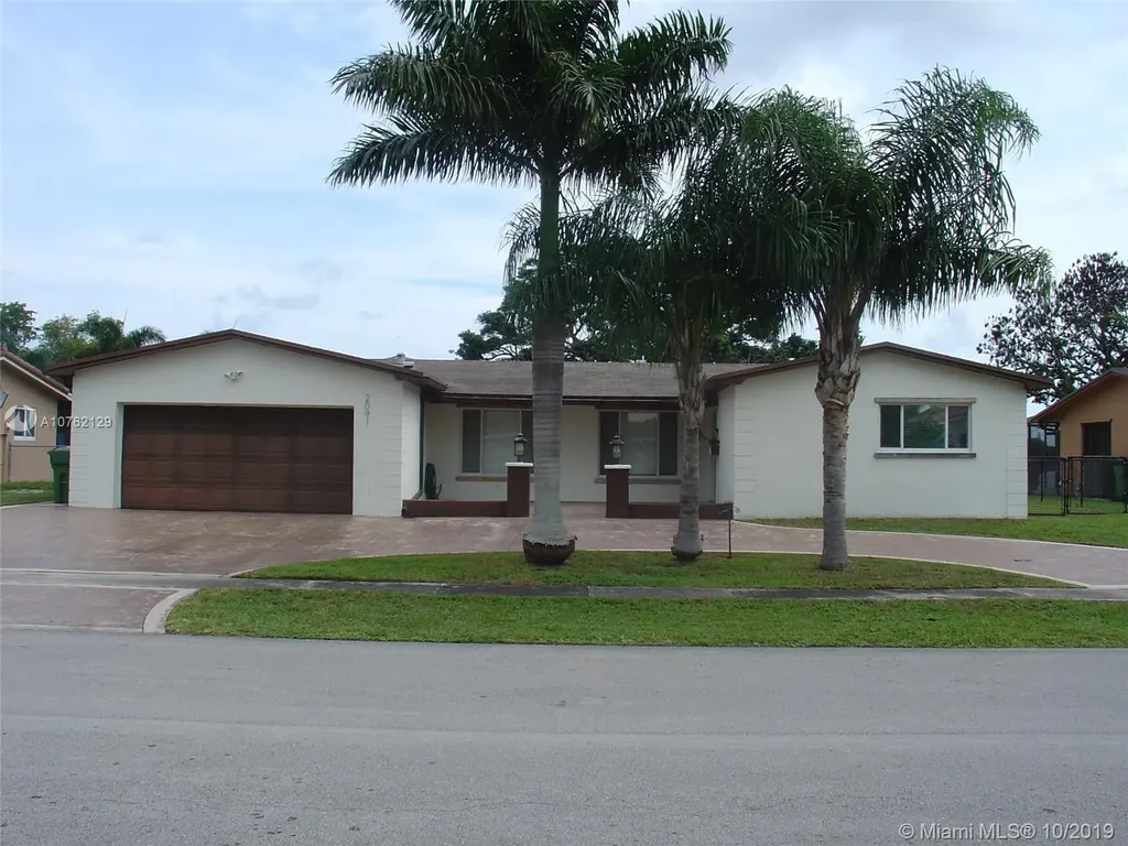 2091 NW 84th Terrace Pembroke Pines FL 33024