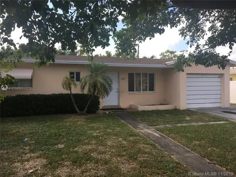 2785 NW 34th Terrace Lauderdale Lakes FL 33311