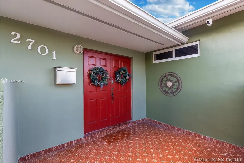 2701 SW 92nd Court Miami FL 33165