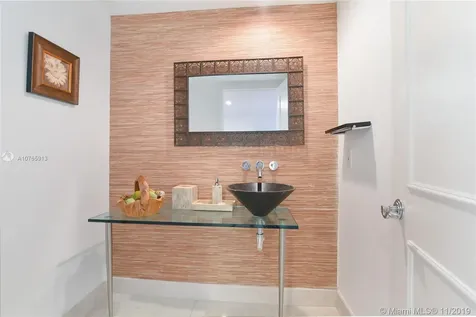 18911 Collins Avenue Sunny Isles Beach FL 33160