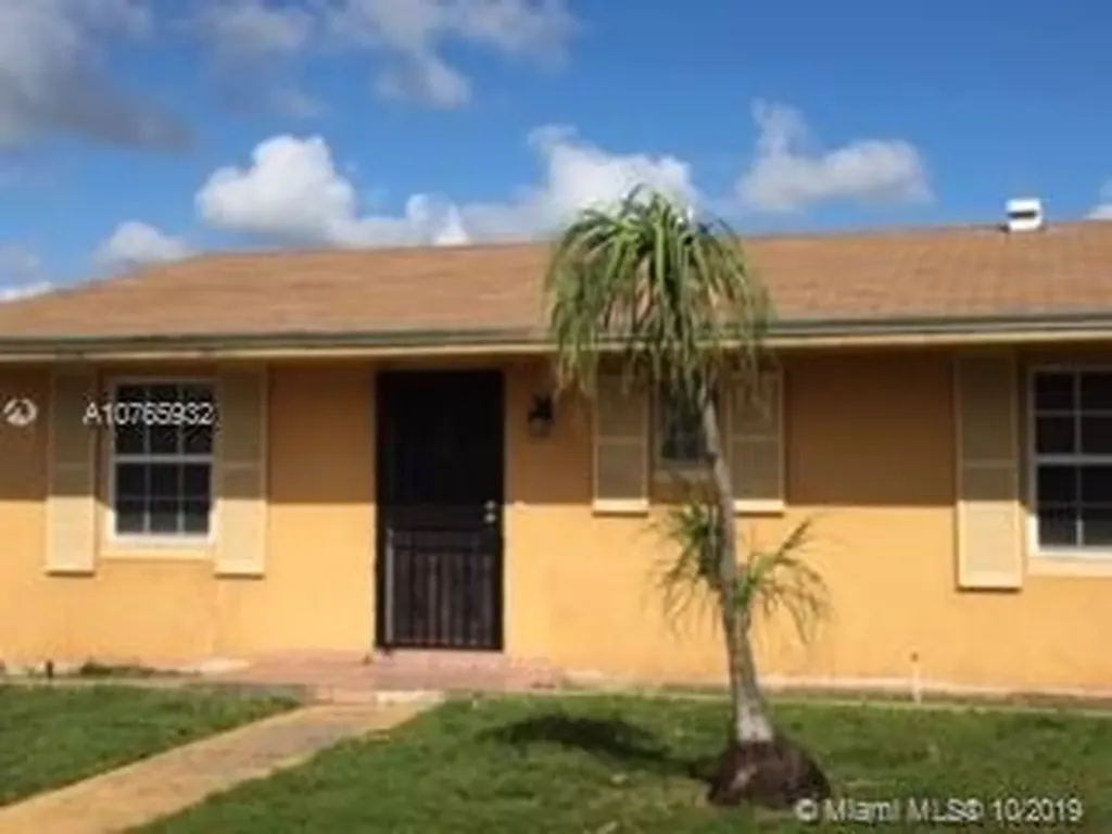 2885 NW 196th Terrace Miami Gardens FL 33056