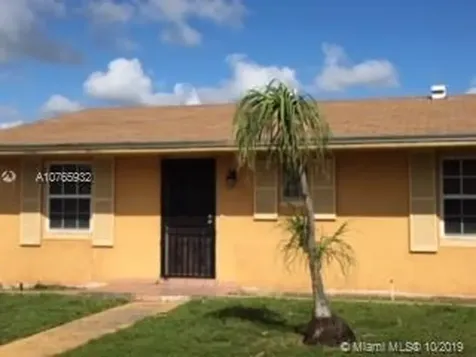 2885 NW 196th Terrace Miami Gardens FL 33056