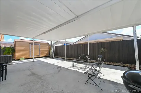 14938 SW 38th Terrace Miami FL 33185