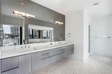 1814 S Bayshore Lane Miami FL 33133