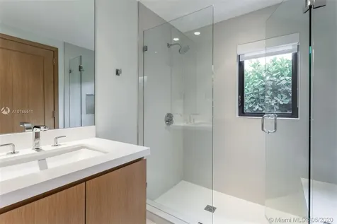 1814 S Bayshore Lane Miami FL 33133