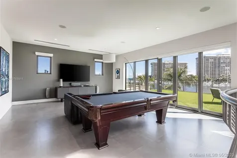1814 S Bayshore Lane Miami FL 33133