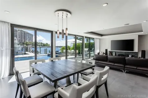 1814 S Bayshore Lane Miami FL 33133