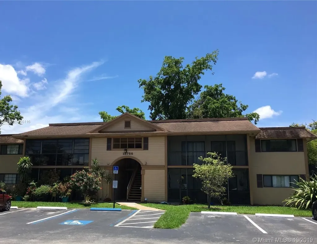 18755 NW 62nd Avenue Hialeah FL 33015