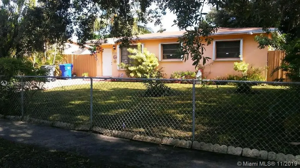 7321 Hayes Street Hollywood FL 33024
