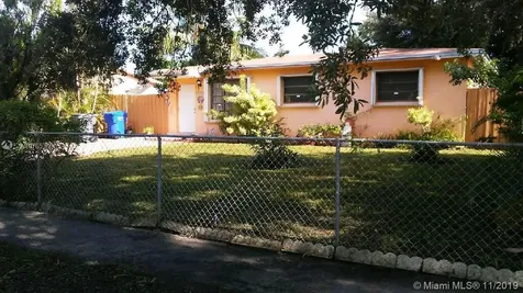 7321 Hayes Street Hollywood FL 33024