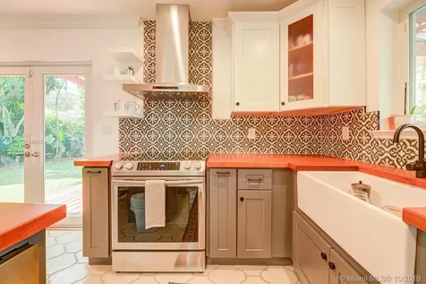 902 Monterey Street Coral Gables FL 33134