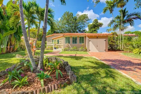 902 Monterey Street Coral Gables FL 33134