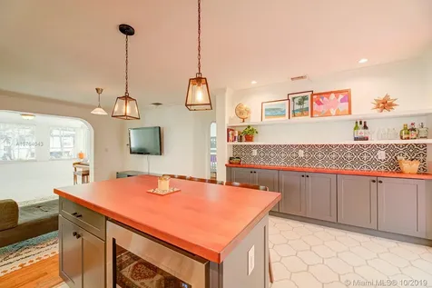 902 Monterey Street Coral Gables FL 33134