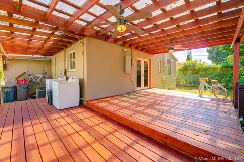 902 Monterey Street Coral Gables FL 33134