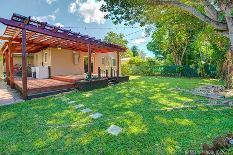 902 Monterey Street Coral Gables FL 33134