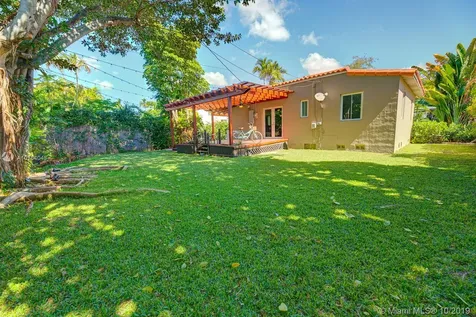902 Monterey Street Coral Gables FL 33134