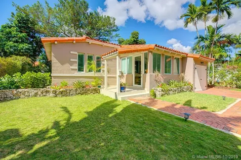 902 Monterey Street Coral Gables FL 33134