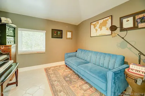 902 Monterey Street Coral Gables FL 33134
