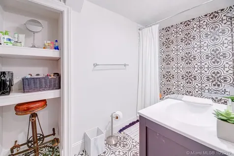 902 Monterey Street Coral Gables FL 33134