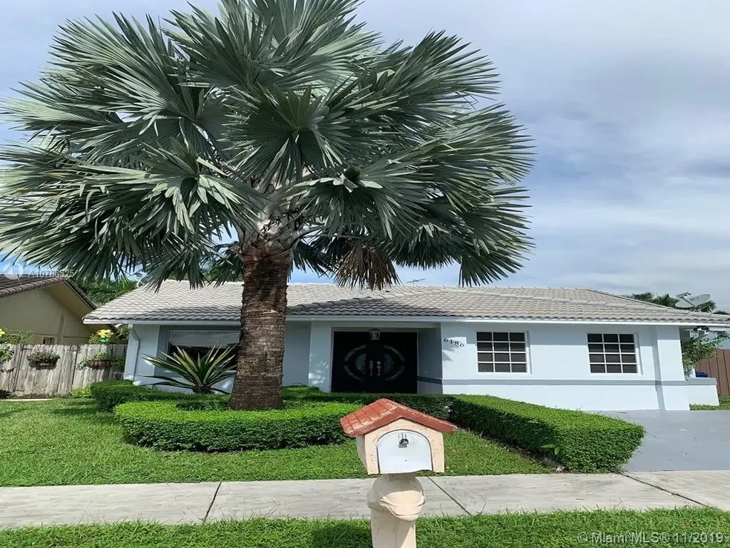 6186 SW 151st Place Miami FL 33193