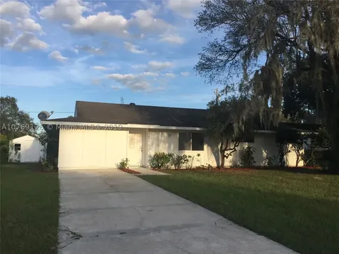824 Blackwood Drive Lake Wales FL 33898