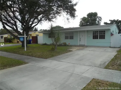 1140 N 71st Terrace Hollywood FL 33024