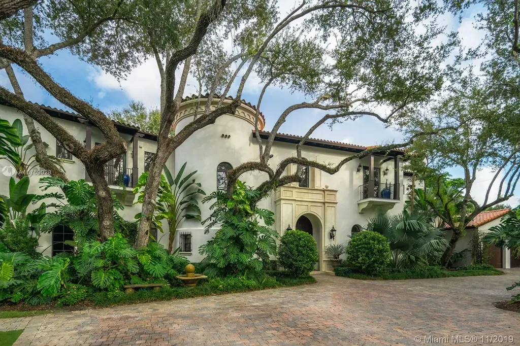 8301 SW 53rd Avenue Miami FL 33143