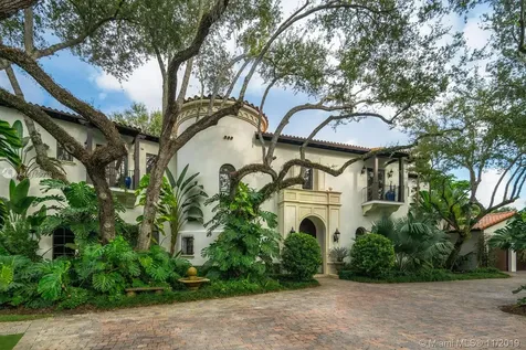 8301 SW 53rd Avenue Miami FL 33143