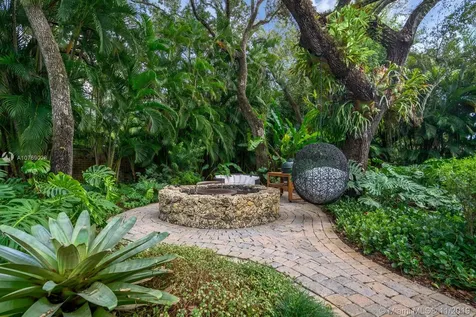 8301 SW 53rd Avenue Miami FL 33143