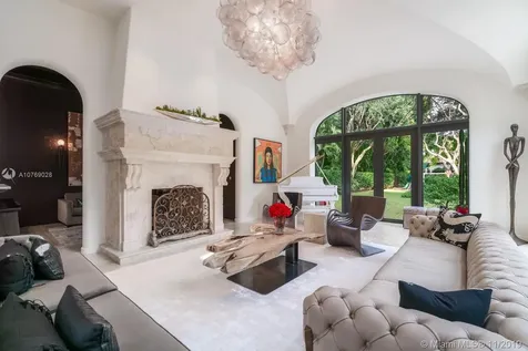 8301 SW 53rd Avenue Miami FL 33143