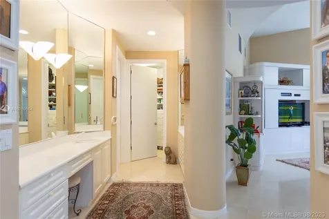 2895 Luckie Road Weston FL 33331